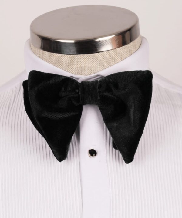 Classic Velvet Bowtie