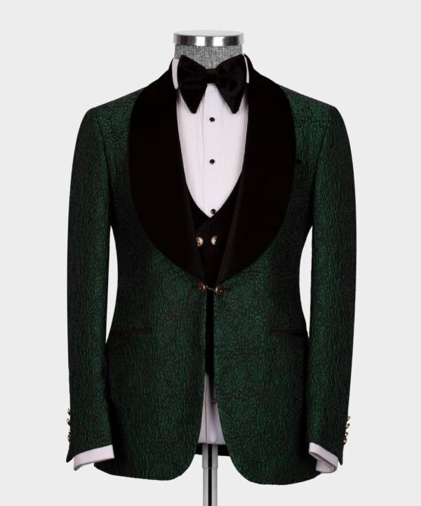 Classic Groom Tuxedo - Image 3