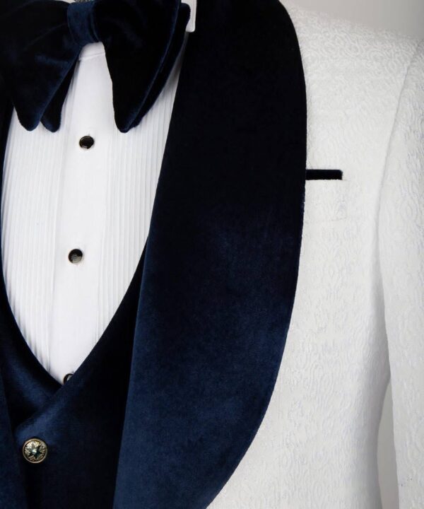 Classic Groom Tuxedo - Image 4