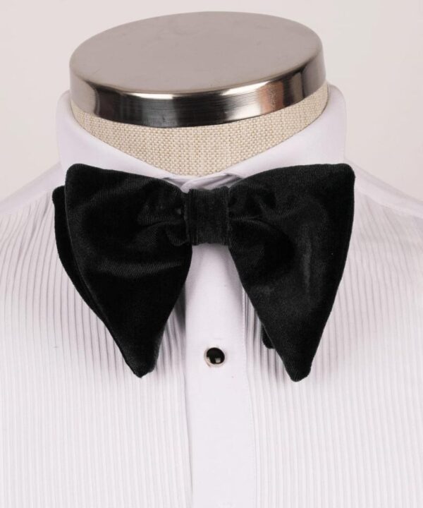 Classic Velvet Bowtie