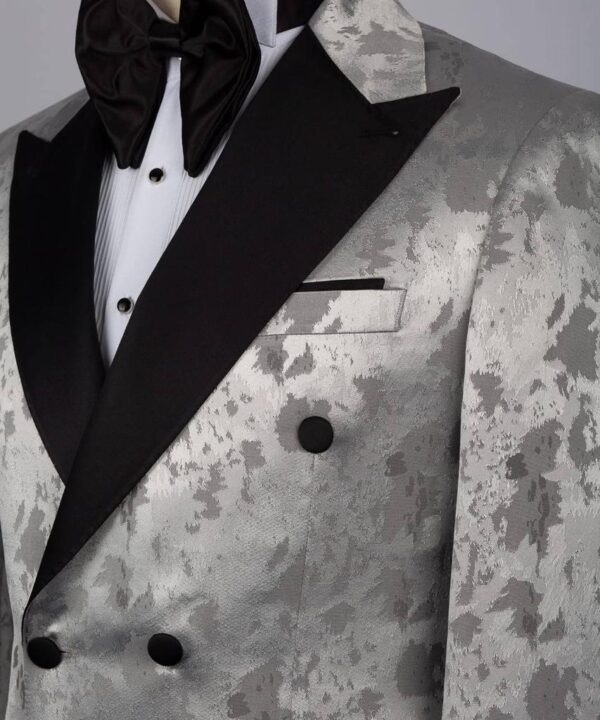 Classic Tuxedo Suit - Image 2