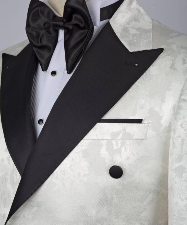 Classic Tuxedo Suit - Image 3