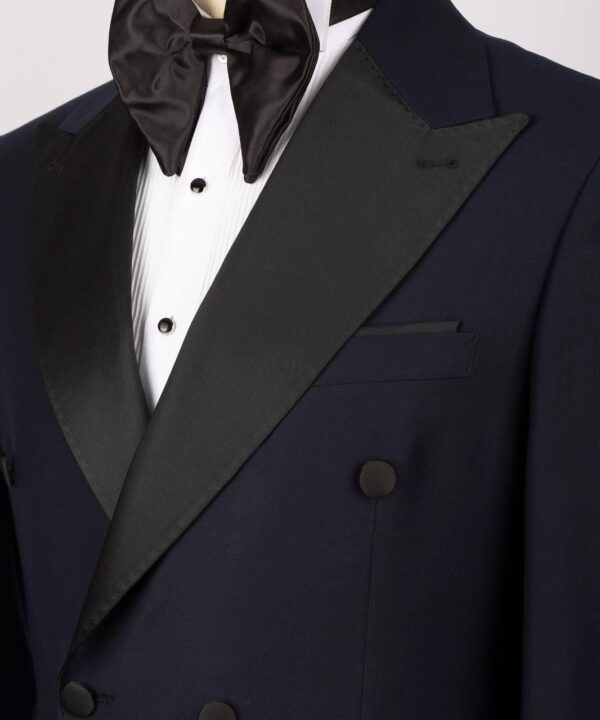 Classic Tuxedo Suit - Image 2