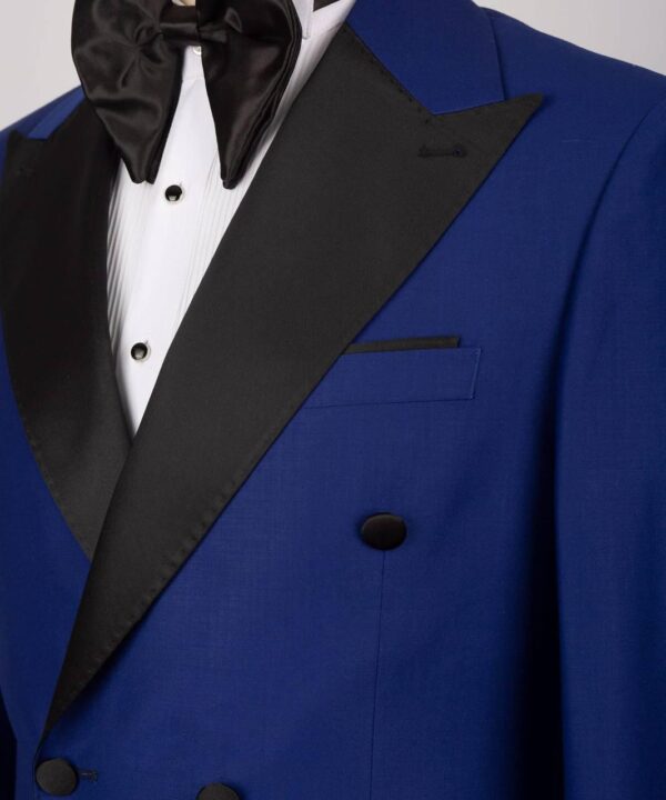 Classic Tuxedo Suit - Image 2