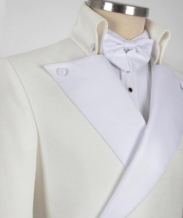 Classic Tuxedo Suit - Image 2