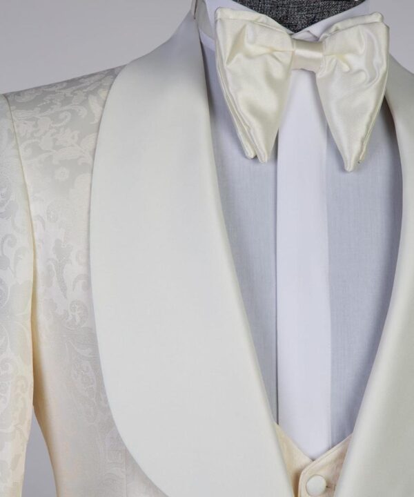 Classic Tuxedo Suit - Image 2