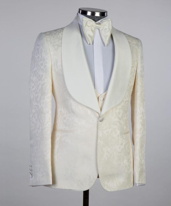 Classic Tuxedo Suit - Image 3