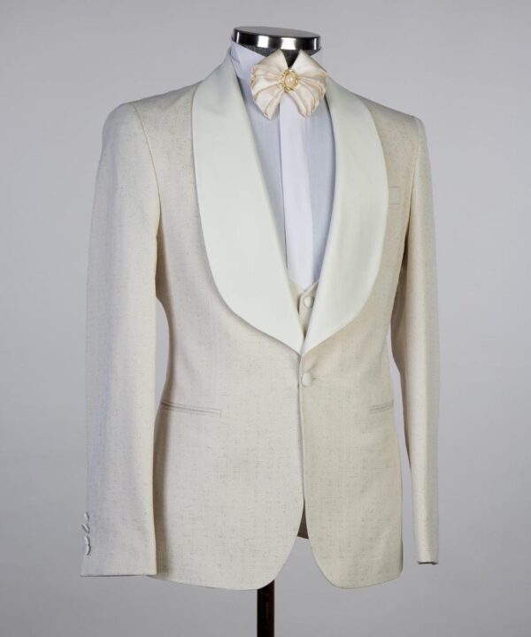 Classic Tuxedo Suit - Image 2