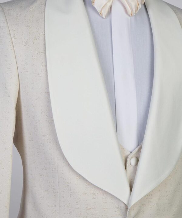 Classic Tuxedo Suit - Image 3