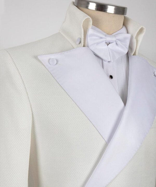 Classic Tuxedo Suit - Image 4