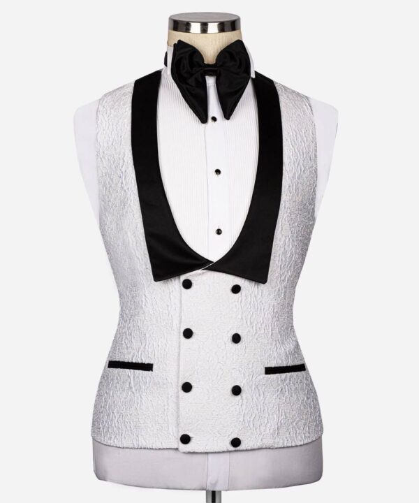 Classic Groom Tuxedo - Image 2