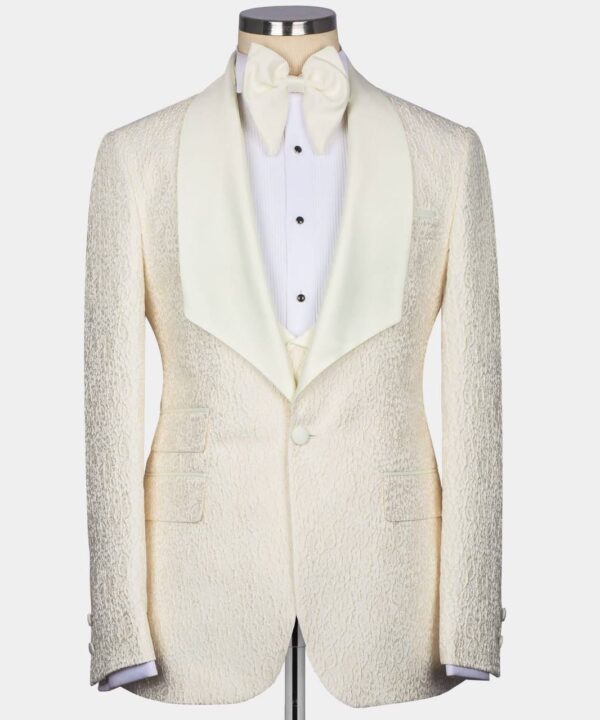 Classic Groom Tuxedo - Image 3