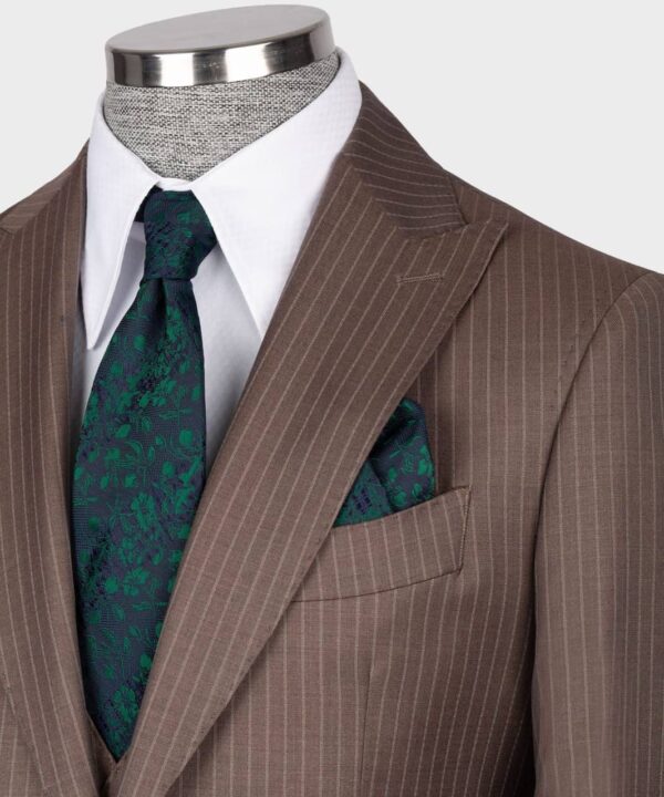 Classic Three-piece Suit - Image 5