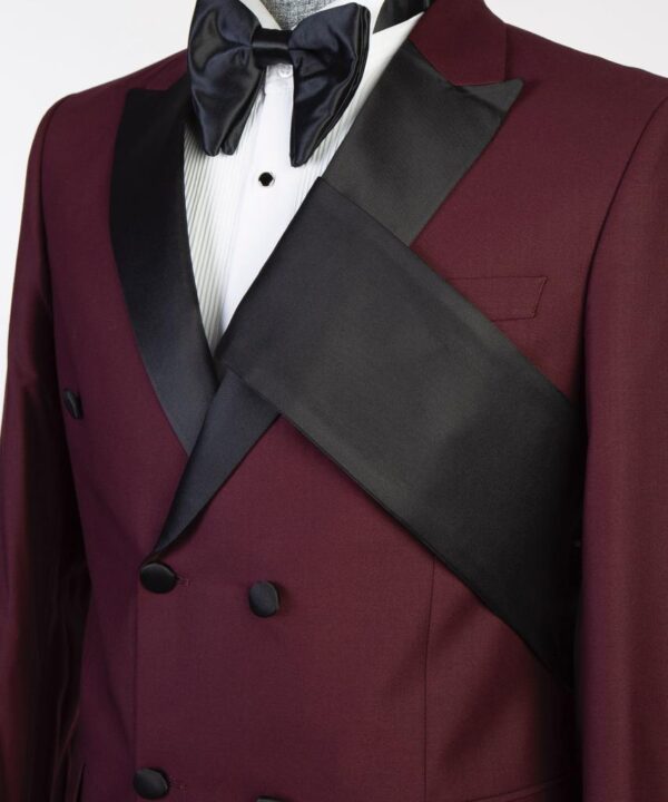 Deluxe Tuxedo Suit - Image 2