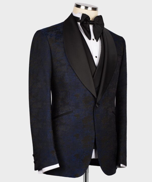 Classic Tuxedo Suit - Image 4
