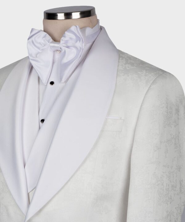 Classic Tuxedo Suit - Image 3
