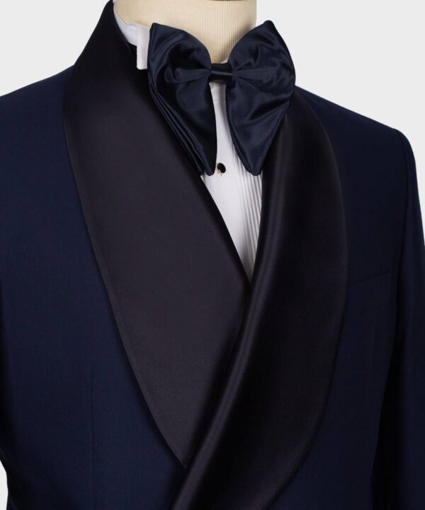 Classic Tuxedo Suit - Image 4