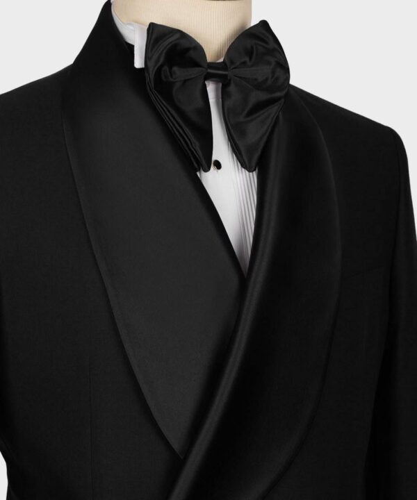 Classic Tuxedo Suit - Image 4