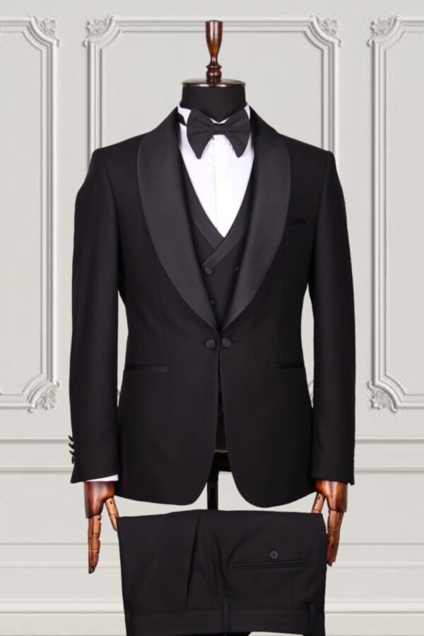 Classic Tuxedo Suit - Image 3