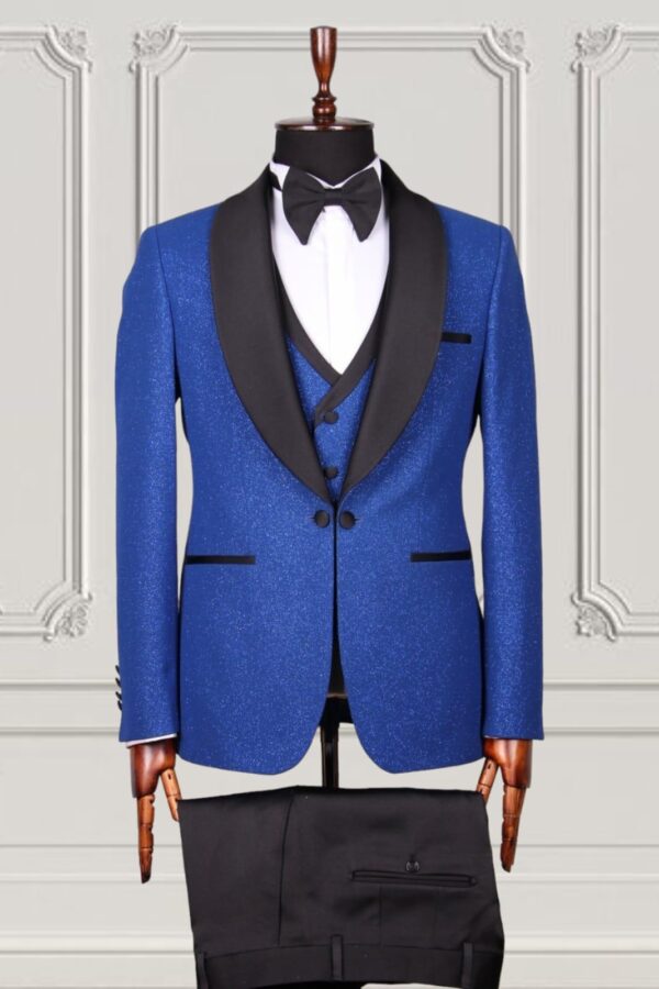 Classic Tuxedo Suit - Image 3