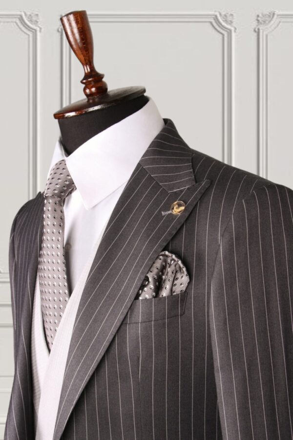 Classic Three-piece Suit - Image 2
