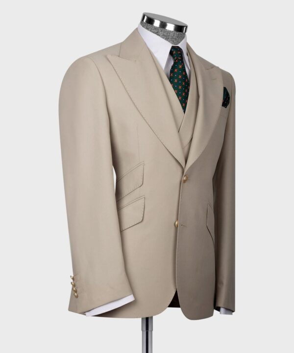 Classic Three-piece Suit - Image 5