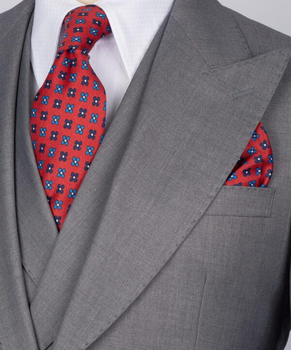 Classic Three-piece Suit - Image 5