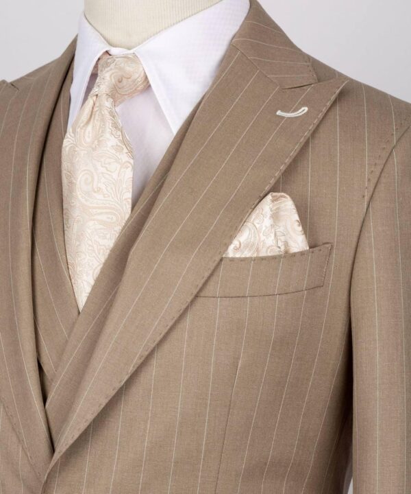 Classic Three-piece Suit - Image 5