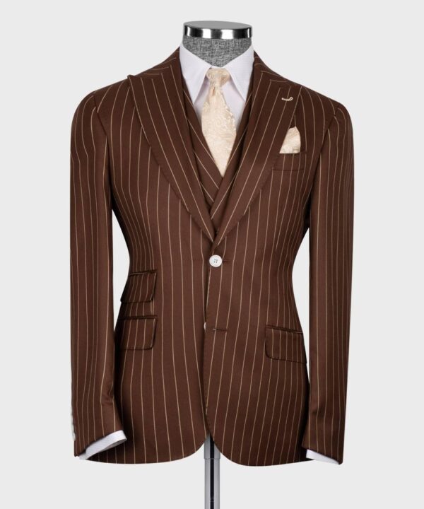 Classic Three-piece Suit - Image 5