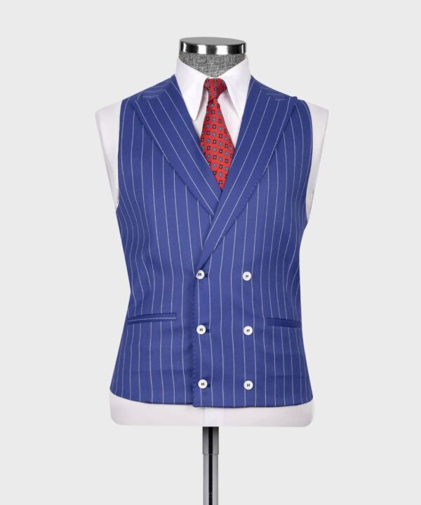 Classic Three-piece Suit - Image 3