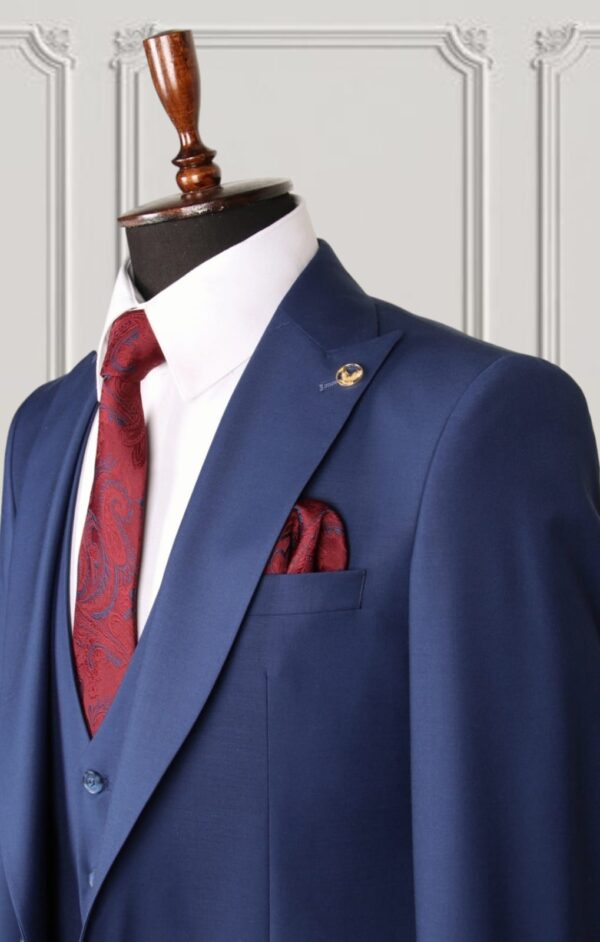 Classic Three-piece Suit - Image 2