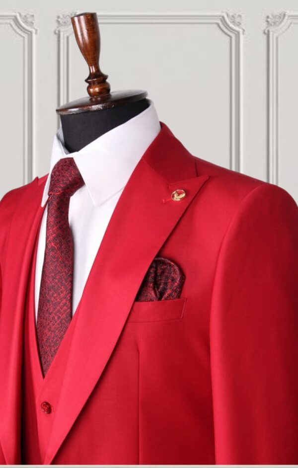 Classic Three-piece Suit - Image 2