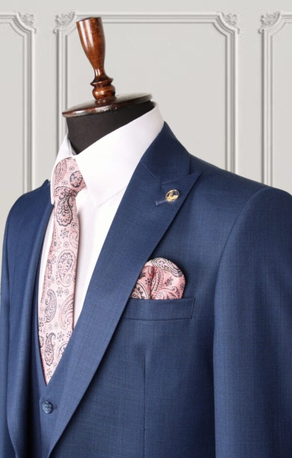 Classic Three-piece Suit - Image 2