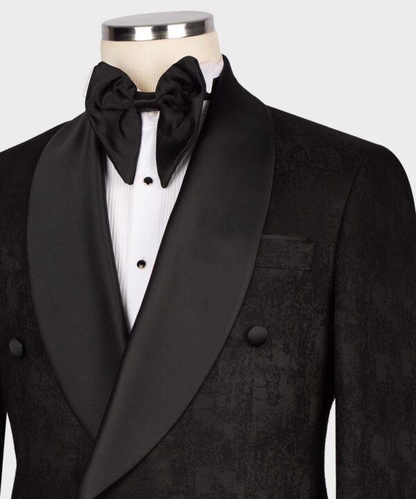 Classic Tuxedo Suit - Image 2