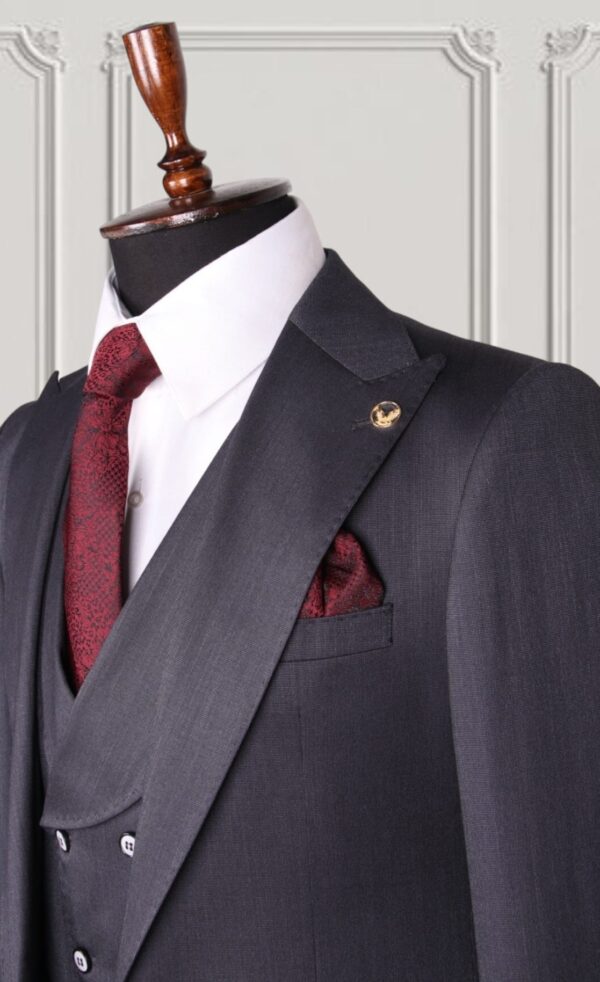 Classic Three-piece Suit - Image 2