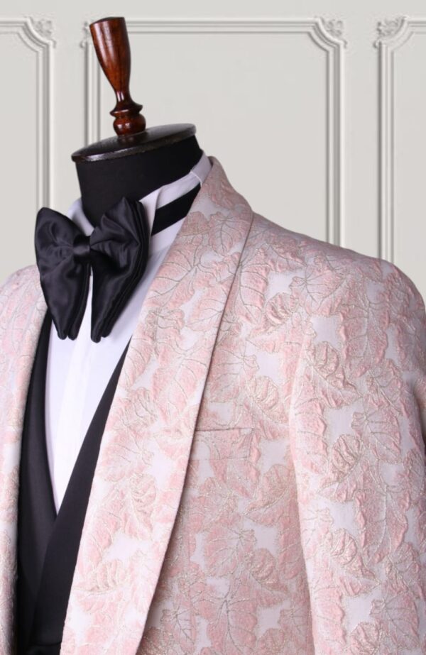 Classic Tuxedo Suit - Image 2