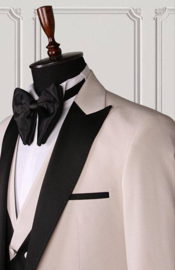 Classic Tuxedo Suit - Image 2