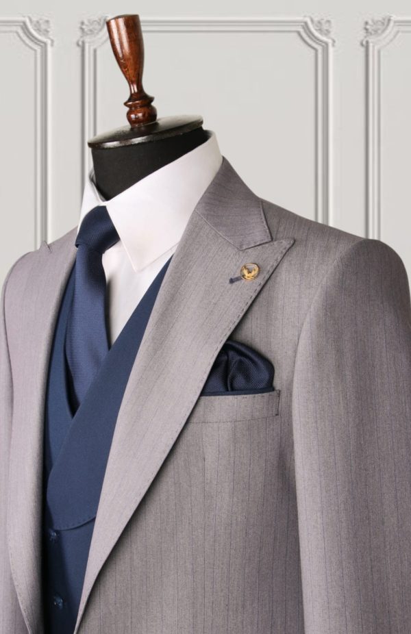 Classic Three-piece Suit - Image 2