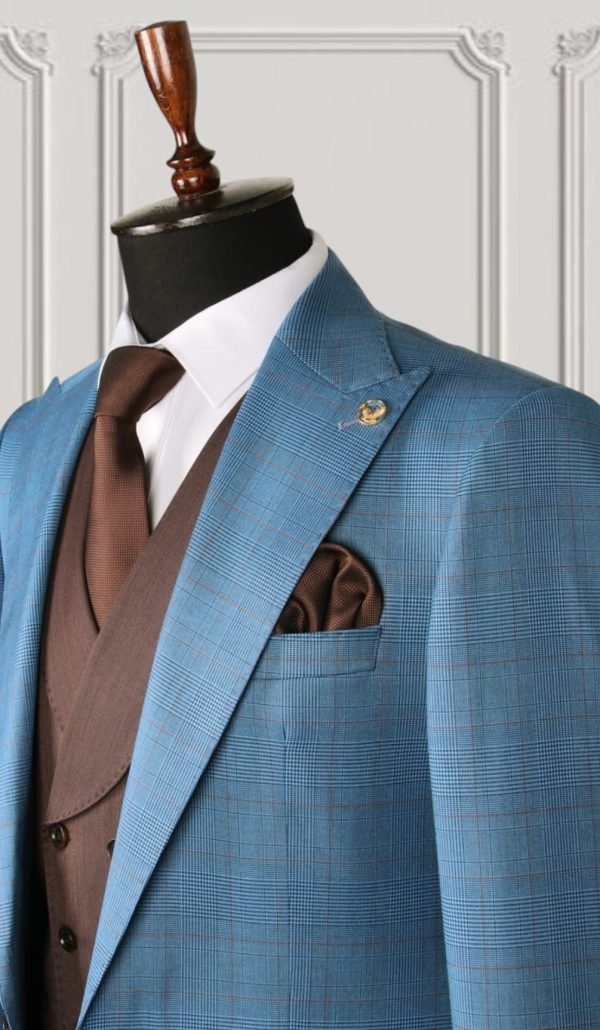 Classic Three-piece Suit - Image 2