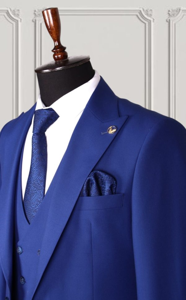 Classic Three-piece Suit - Image 2
