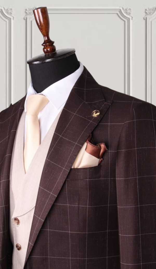 Classic There-piece Suit - Image 2