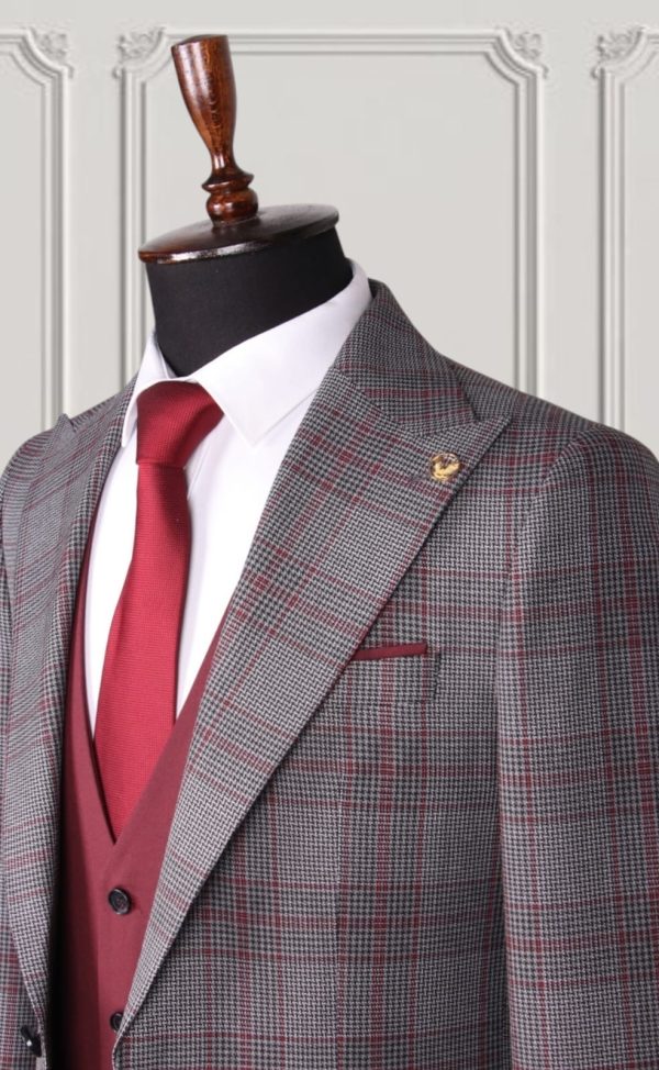 Classic Three-piece Suit - Image 2