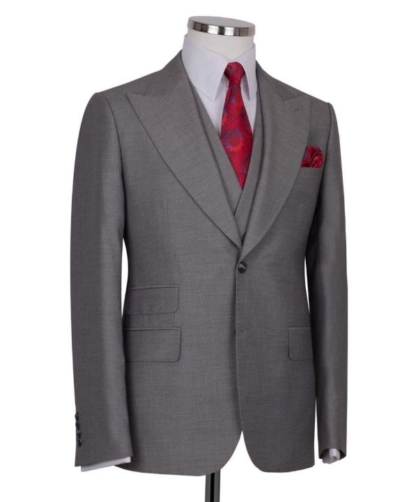Classic Three-piece Suit - Image 5