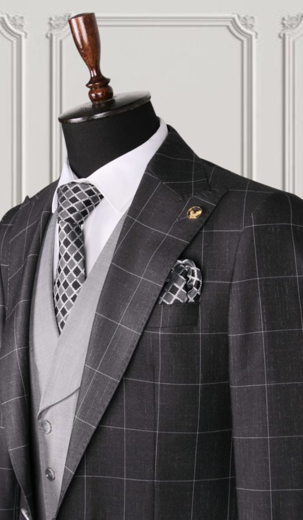 Classic Three-piece Suit - Image 2