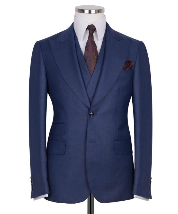 Classic Three-piece Suit - Image 3