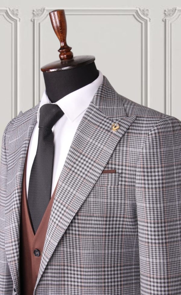 Classic Three-piece Suit - Image 2