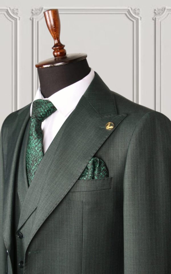 Classic Three-piece Suit - Image 2