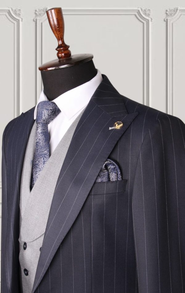 Classic Three-piece Suit - Image 2