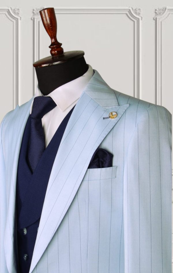 Classic Three-piece Suit - Image 2