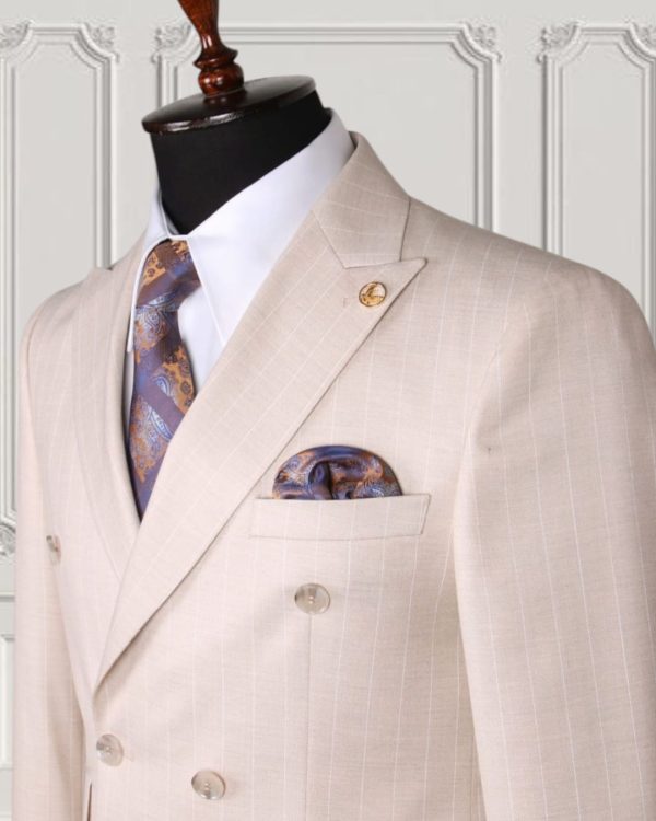 Classic Double-breasted Suit - Image 2